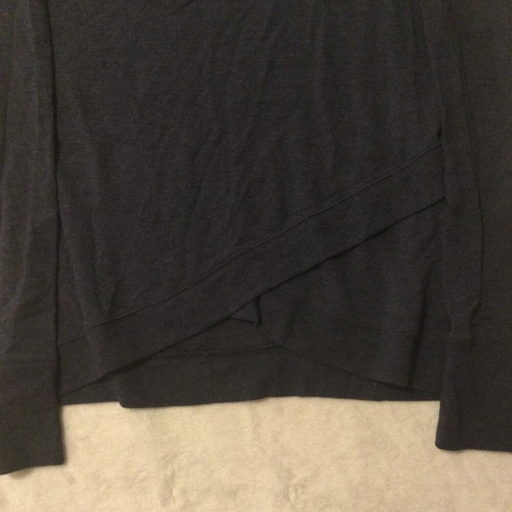 Athleta Womens Long Sleeve Lightweight Top Navy Blue Medium - Picture 3 of 8